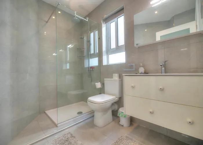 Seaside In The Heart Of Gozo *